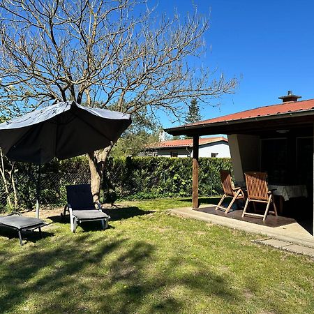 Bungalow Am Dobbertiner See Exterior foto